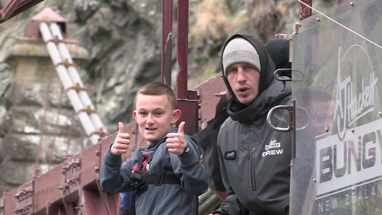Brave 13 year old takes on the Kawarau Bungy