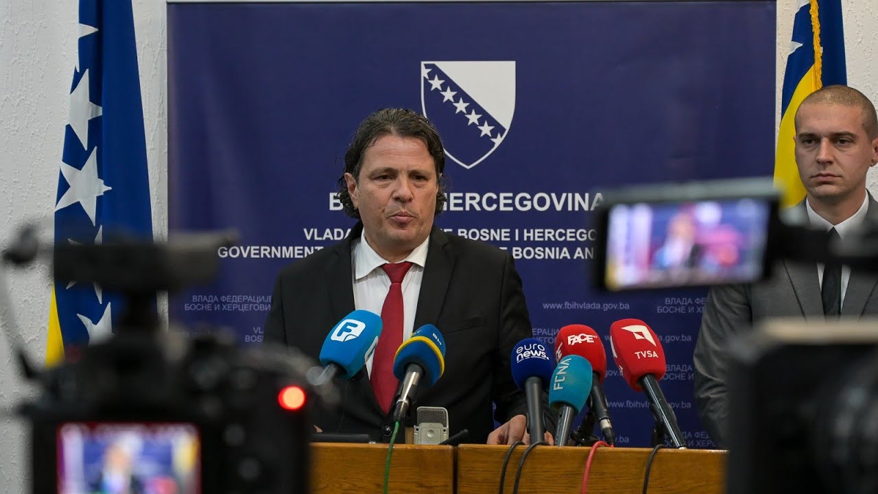 U Vladi FBiH potpisani ugovori: 50 miliona KM gradovima i općinama za sanaciju šteta od poplava