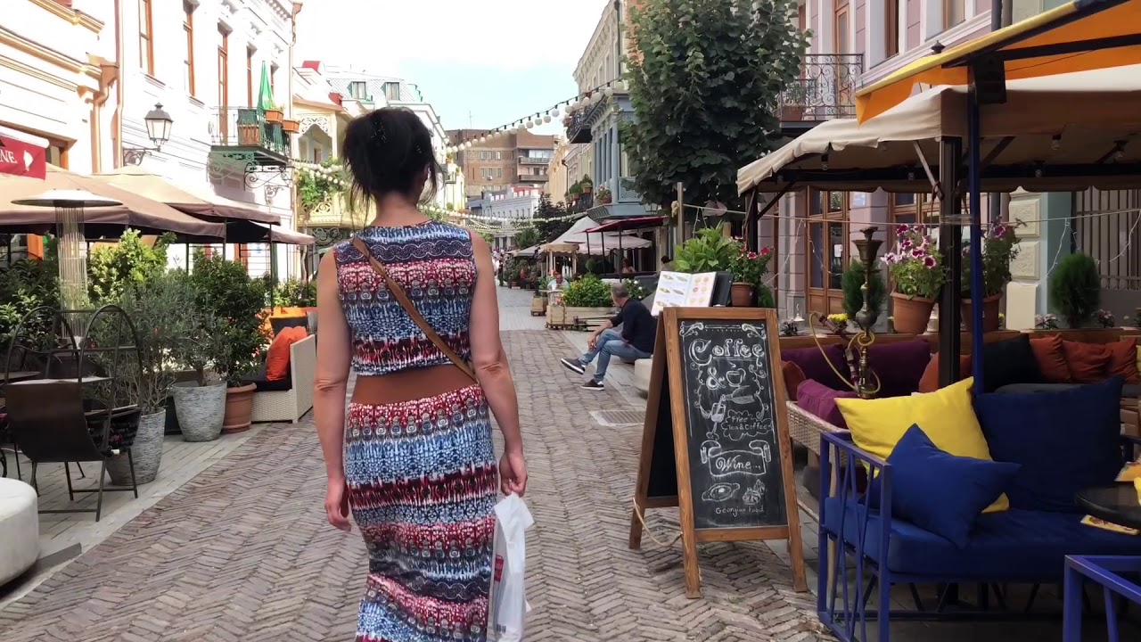 Davit Agmashenebeli Avenue Tbilisi, Georgia | Petite Adventures