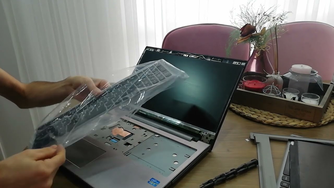Lenovo Z500 Ekran ve Klavye Değişimi / Lenovo Z500 Screen and Keyboard Replacement
