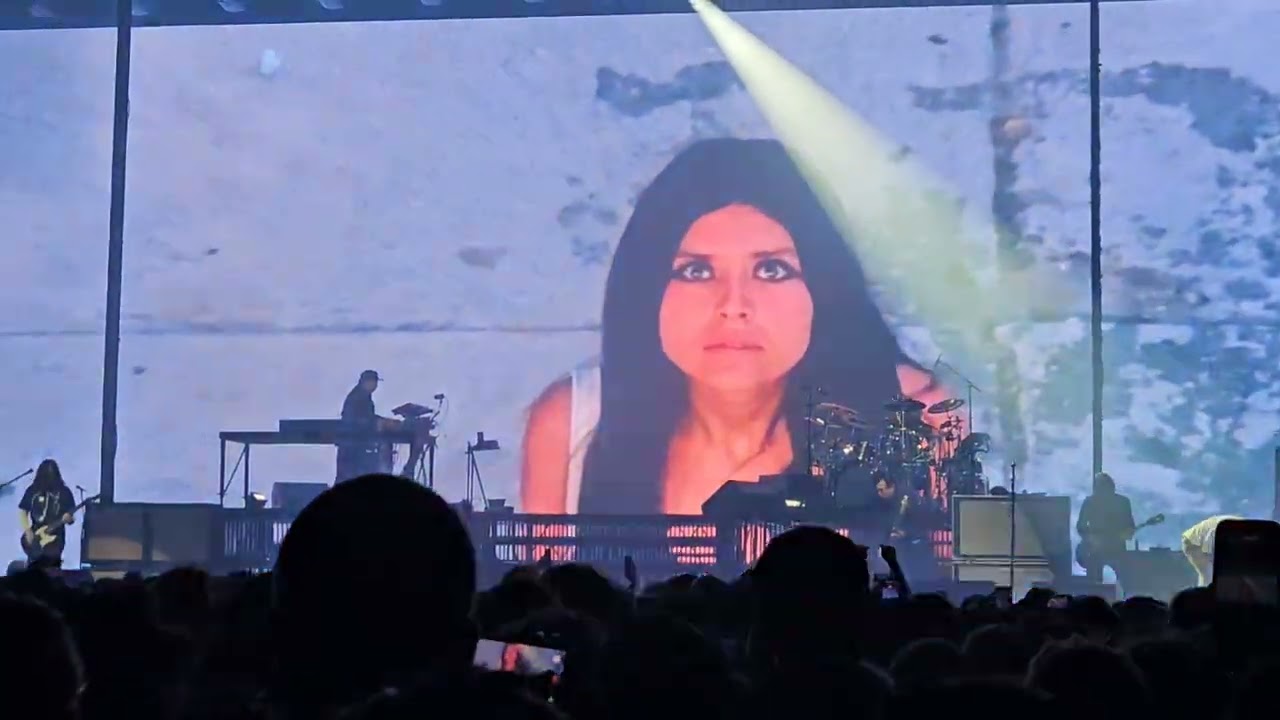 DEFTONES LIVE @ MAX-SCHMELING HALLE BERLIN