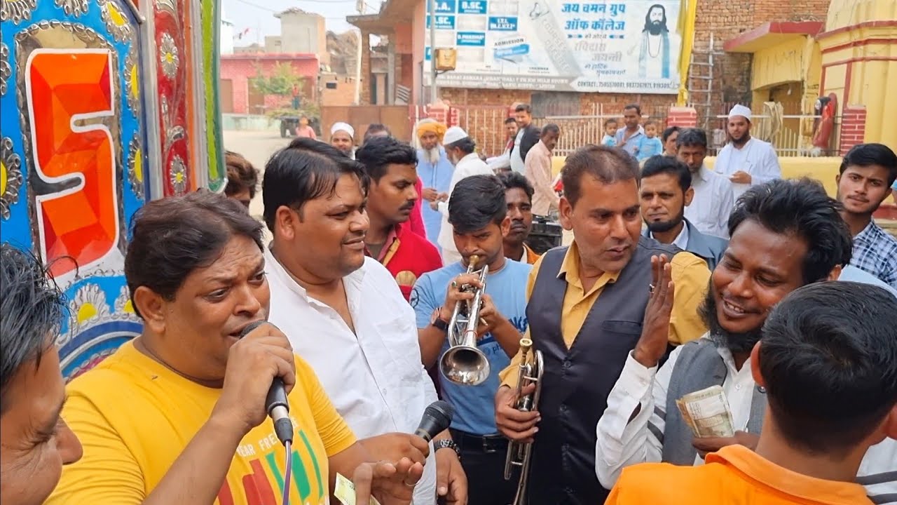 Ek Chatur Nar Karke Singar,Mere Man Ke Dwar,yah gussat Jaat,Ham Marat Jaat master sonu band meerut
