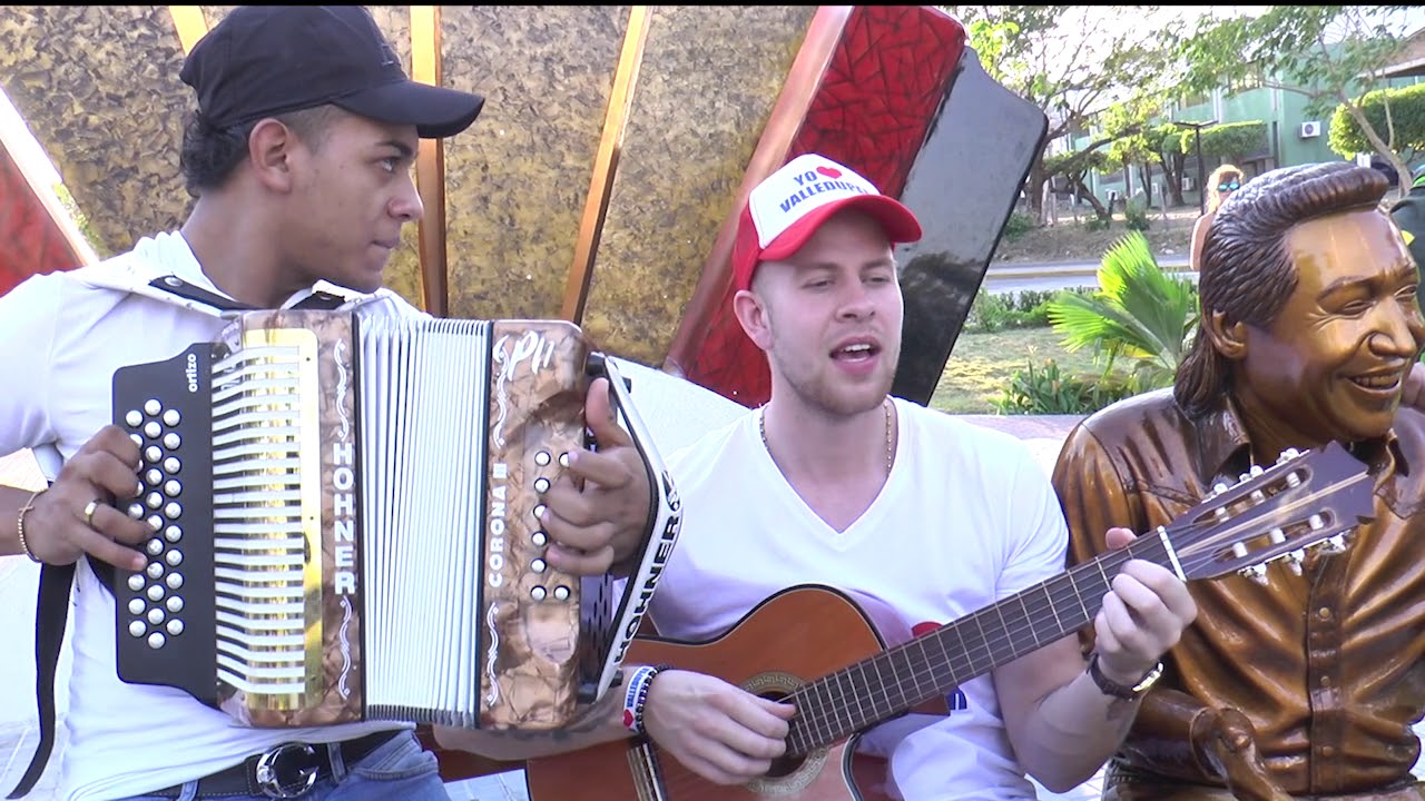 CANCIONES ISLANDES CANTA VALLENATO 19 02 2018