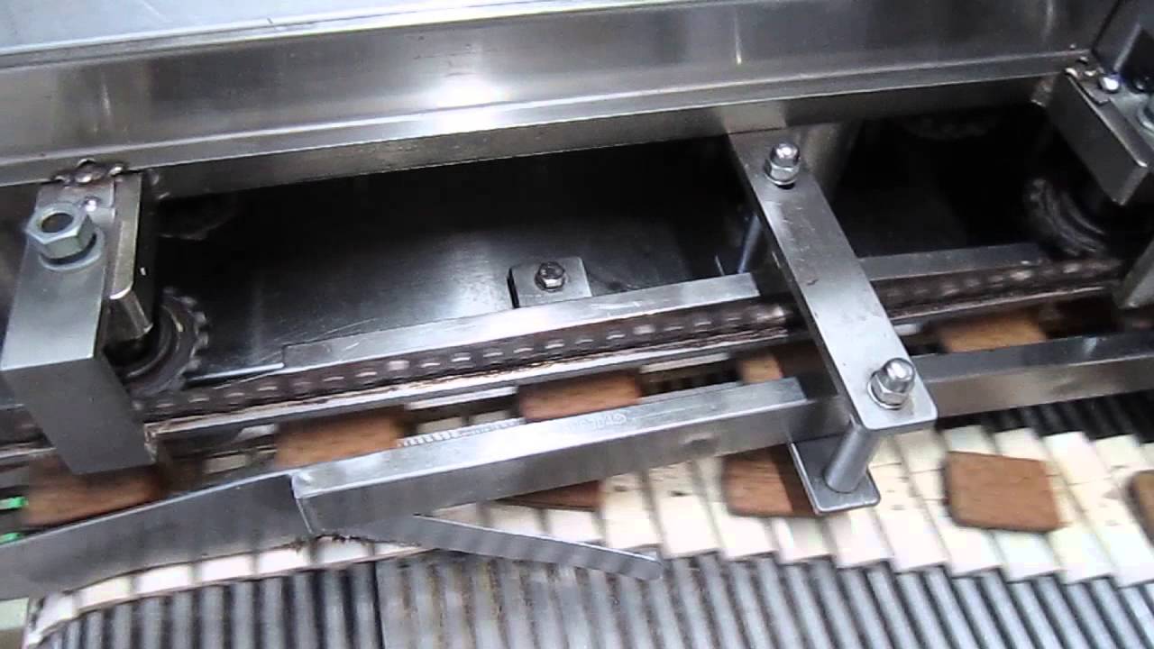 2 Lane sandwiching machine combined with packing machine（1x2）-APEX MACHINERY