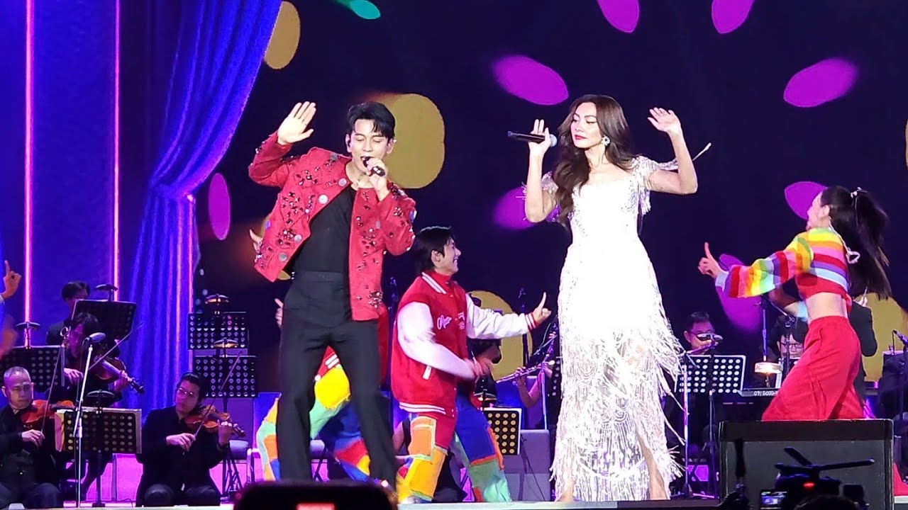 กัน นภัทร & แก้ม วิชญาณี_มาทำไม @ CIMB Concert : 15 Years of Growing Forward_Paragon Hall_(10-8-67)