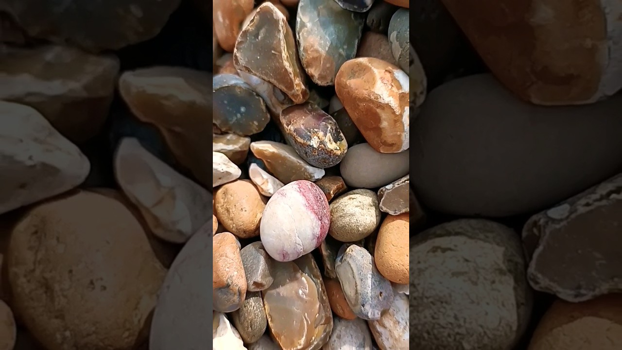 White quartz with red jasper. #beach #quartz #jasper #shorts