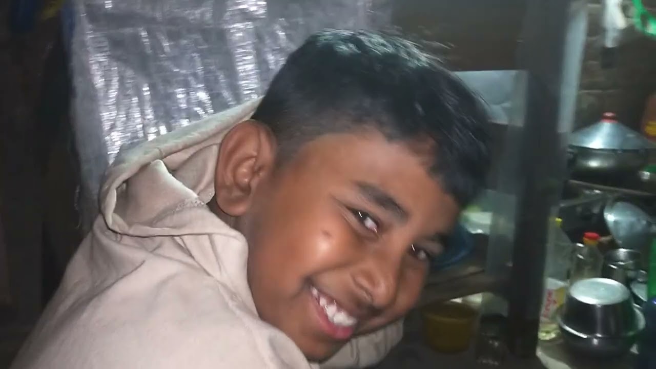 Polaou ar Desi murgir jhol 