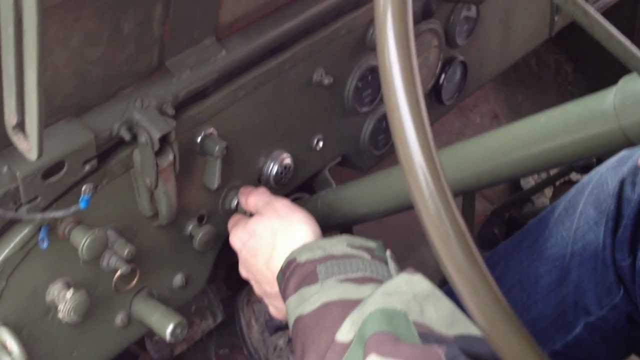 Démarrage JEEP Willys d'Olive ...