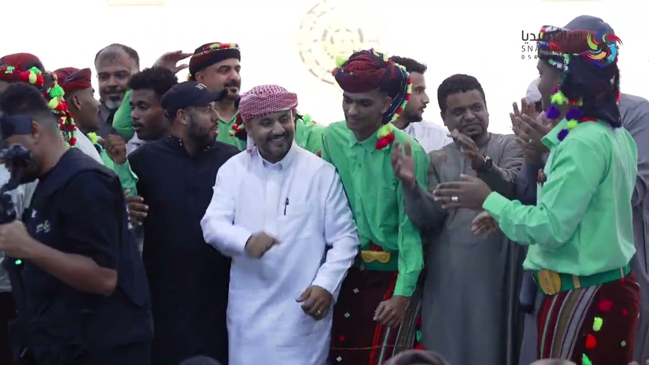 #جلسة_طرب - غنية اهداء لصانع المحتوى - معتز باعثمان - اداء الفنان علي باسعد#تصويري @mu.mo1993