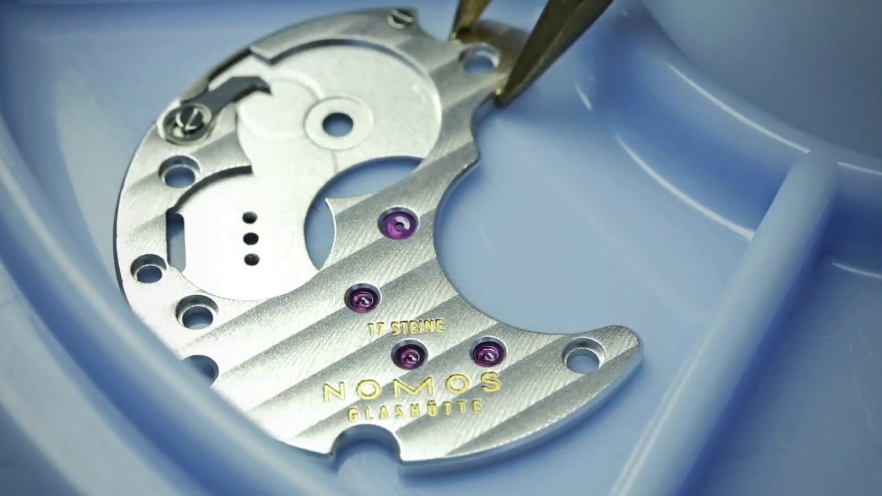 Look over the watchmakers' shoulders