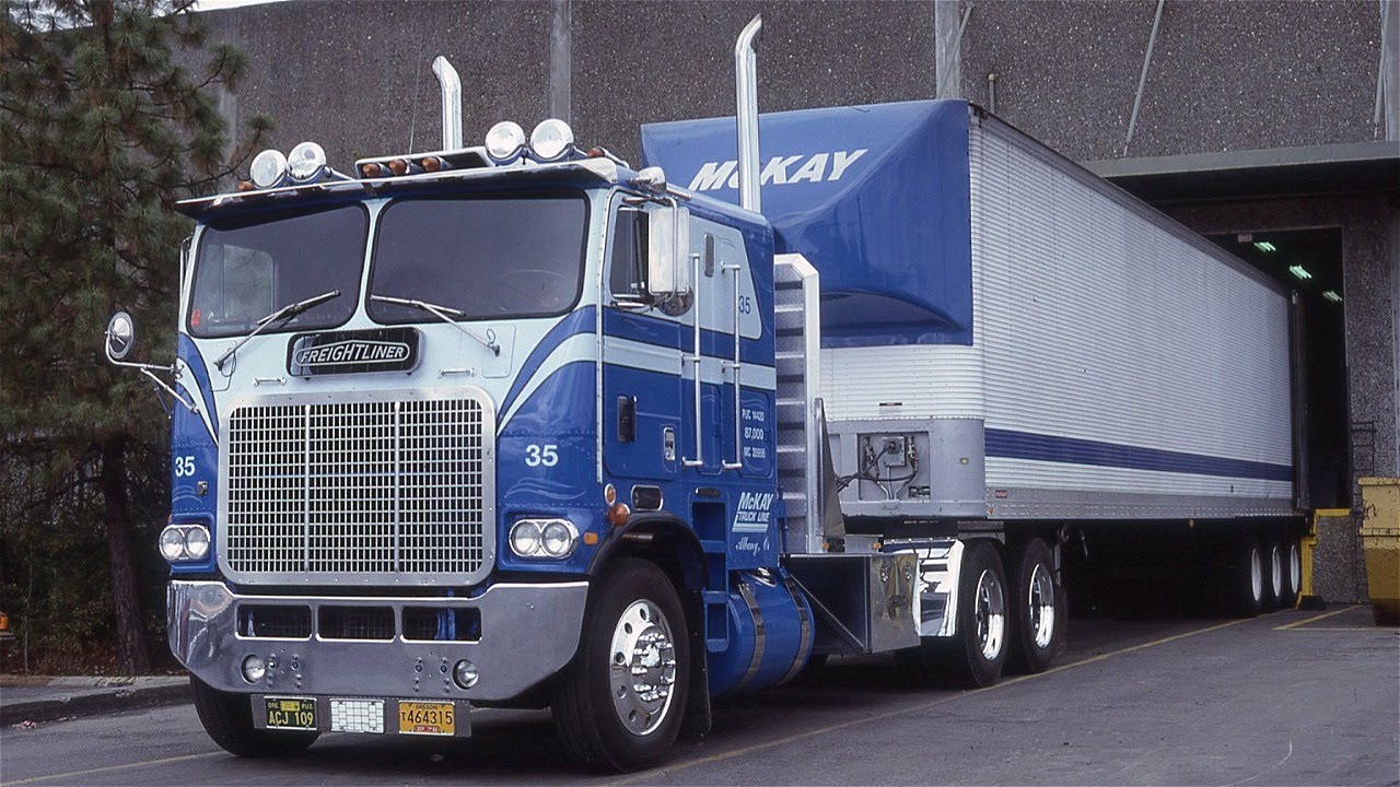 Freightliner Powerliner Tribute