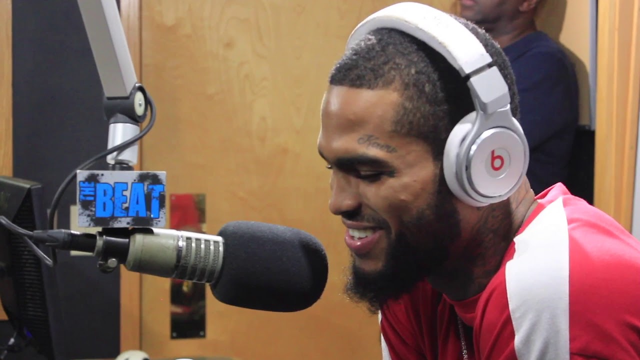 Young Scholar  Interviews Dave East On The Top 8 at 8