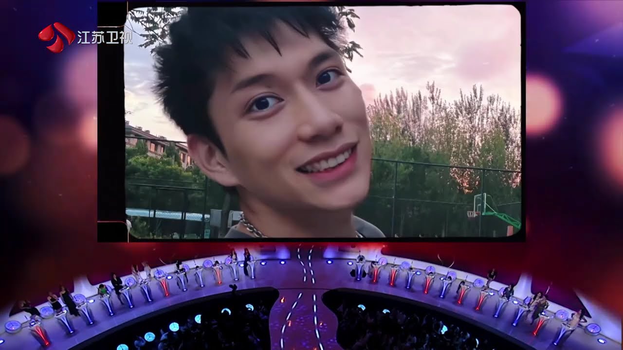 非诚勿扰 Part2 小伙情绪稳定似水豚，成功牵手留灯女生 20241026