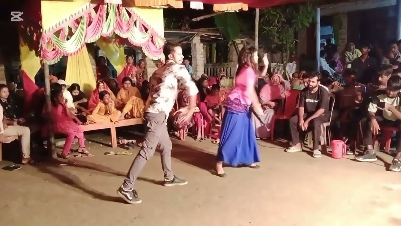 গ্রামের বিয়েতে অস্থির ডান্স 