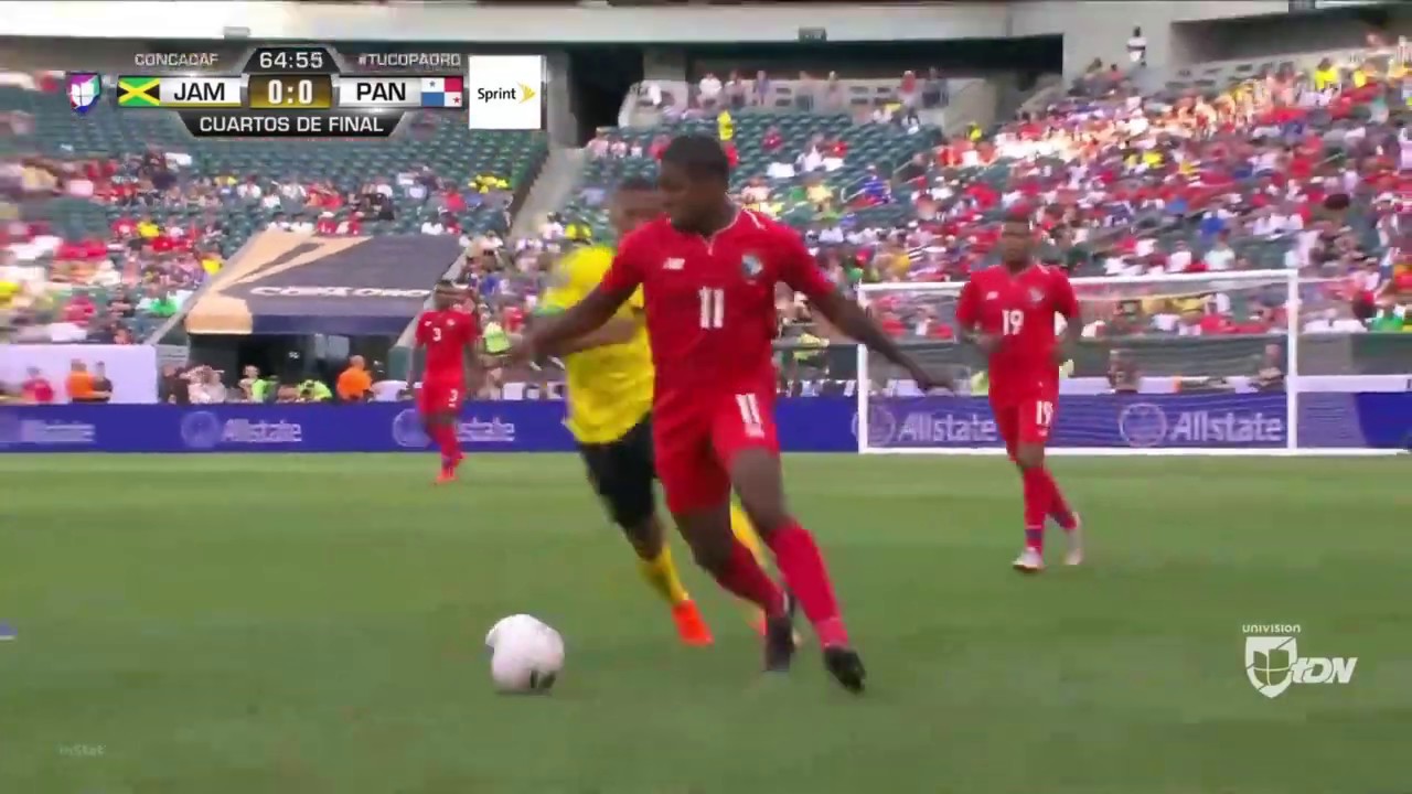 Armando Cooper - pases,  balones recuperados, dribbling