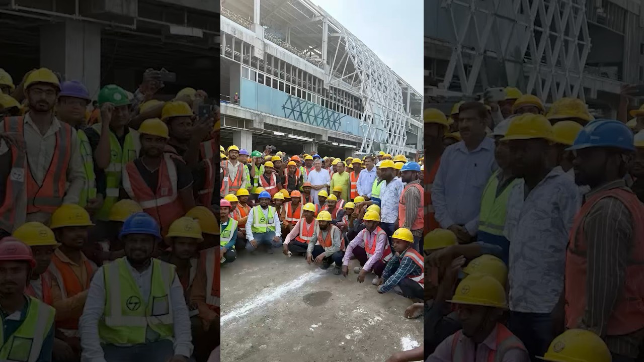 Bharat&rsquo;s bullet train project is advancing rapidly with the world&rsquo;s most modern technology.📍 Surat