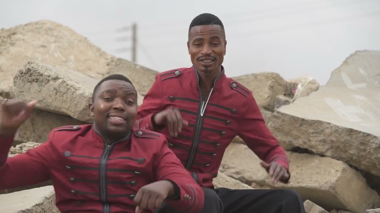 Abashana x Rich Mashendeh - Baphela abantu ft (Asiyaking x Mathenyoka) #applemusic #Induduzo
