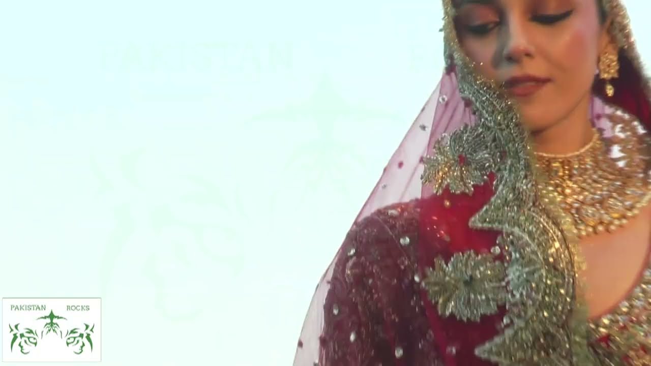 Bridal Fashion Show in Shalimar Bagh Lahore | Maya Ali Superb Entry in Shalimar Garden Lahore