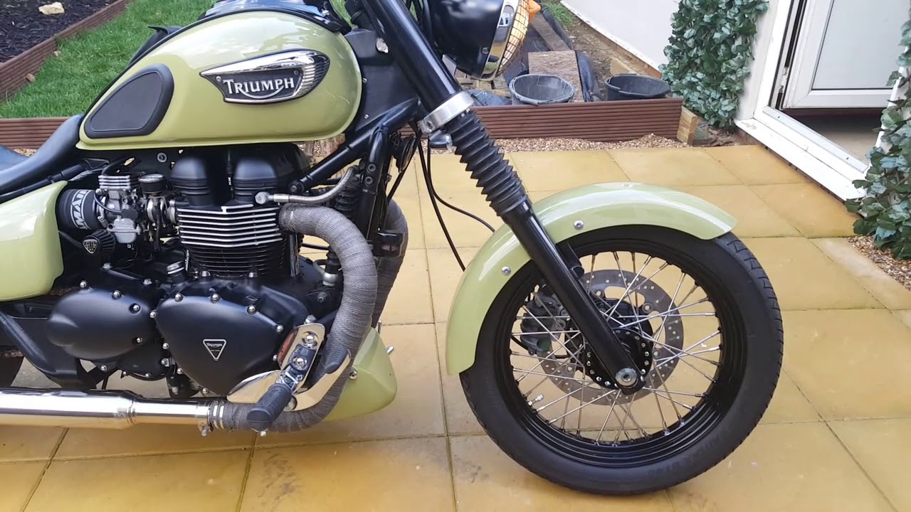 2007 Triumph America - Tridents exhausts, Ramair pods & much more...