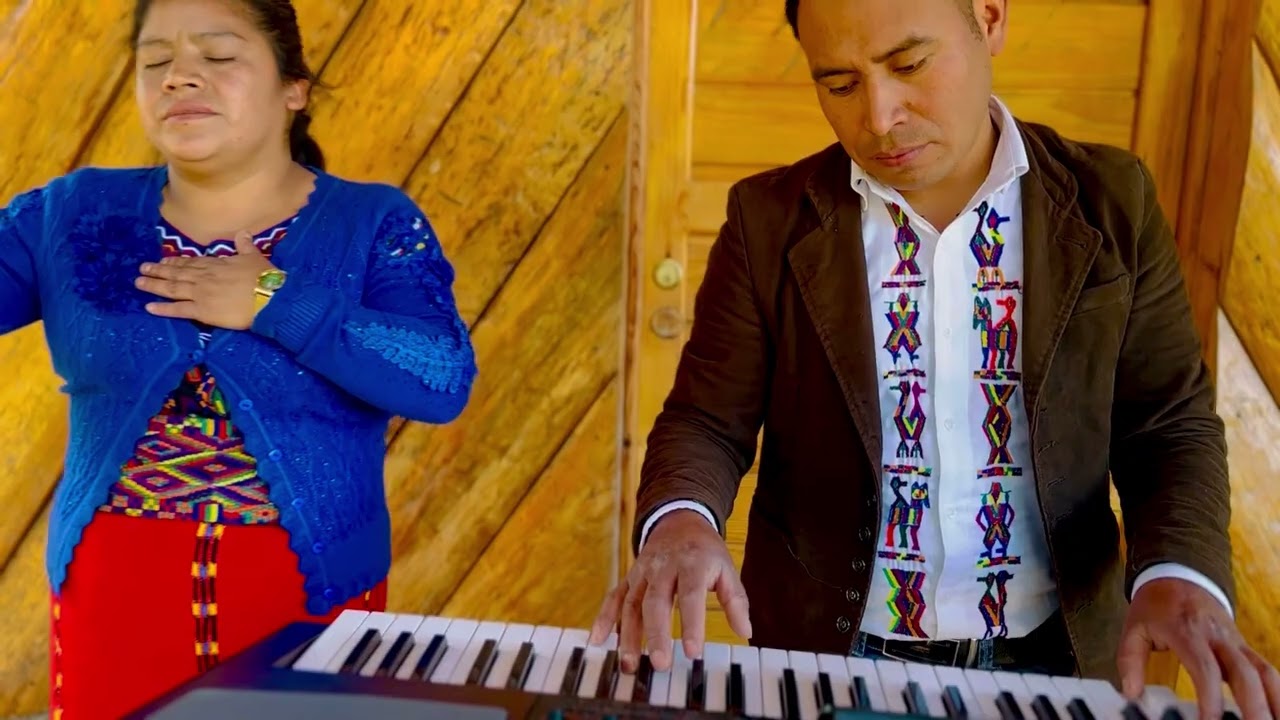 Solista:Dominga Ram&iacute;rez tema: En mi soledad 