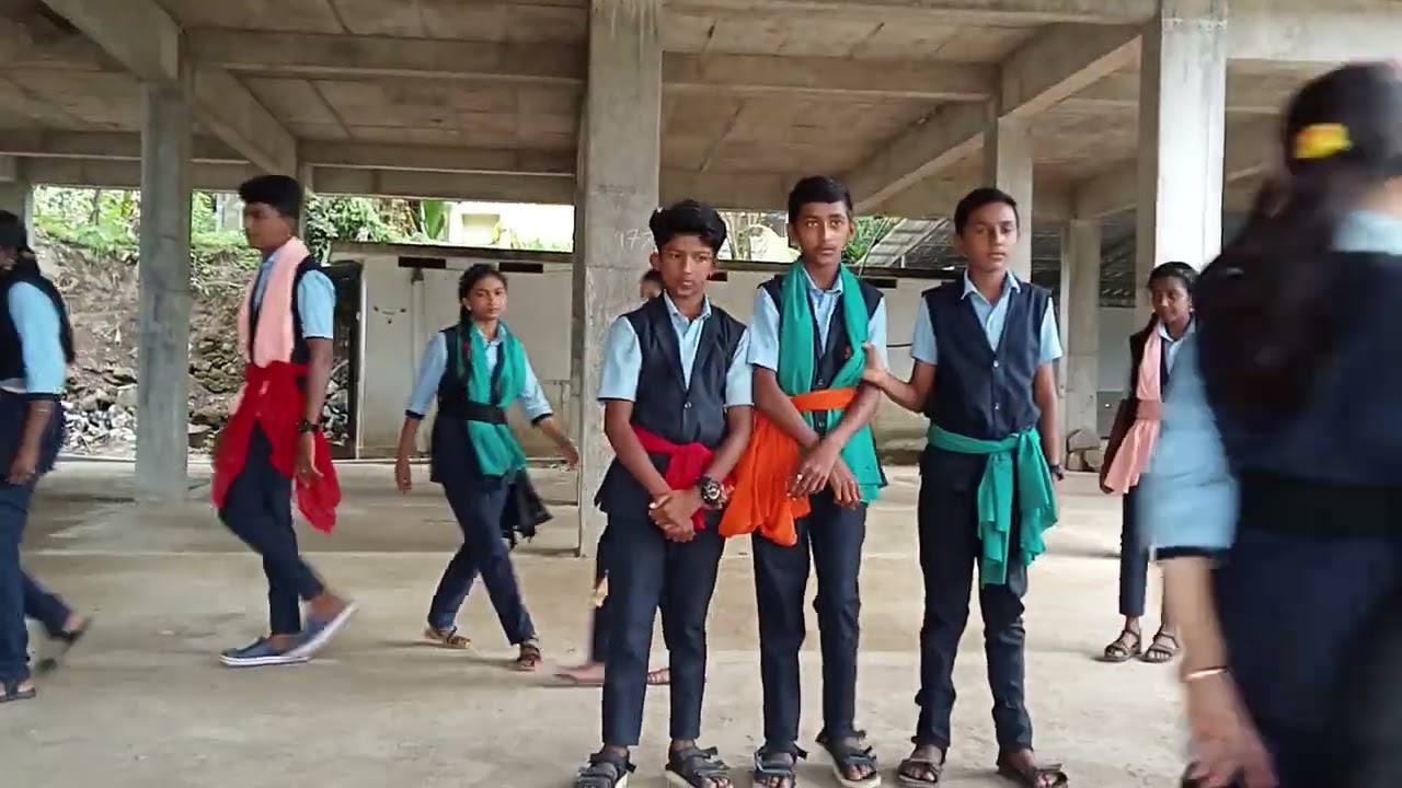 ലഹരി വിരുദ്ധ ദിനത്തിൽ കുട്ടികൾ അവതരിപ്പിച്ച തെരുവ് നാടകം.