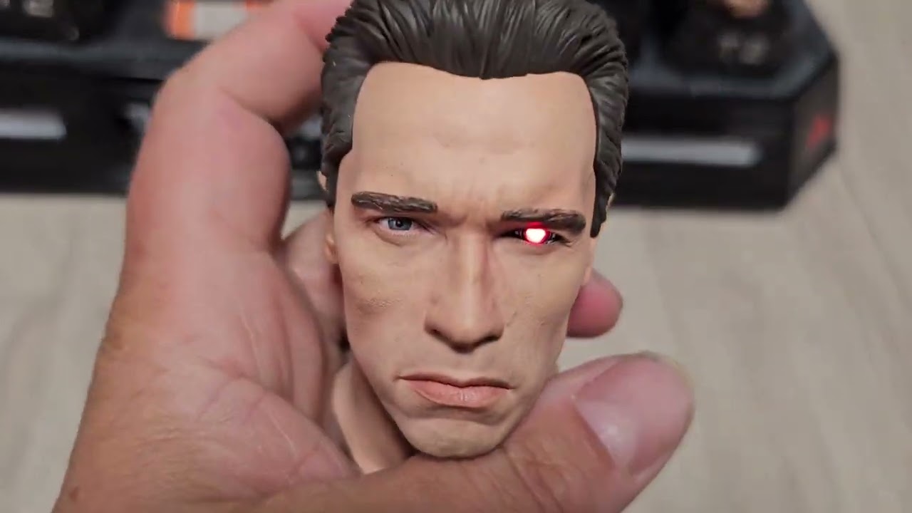 Darkside Collectibles Studio 1/4 Terminator 2 T-800 on Motorcycle #Terminator #T800 #IllBeBack