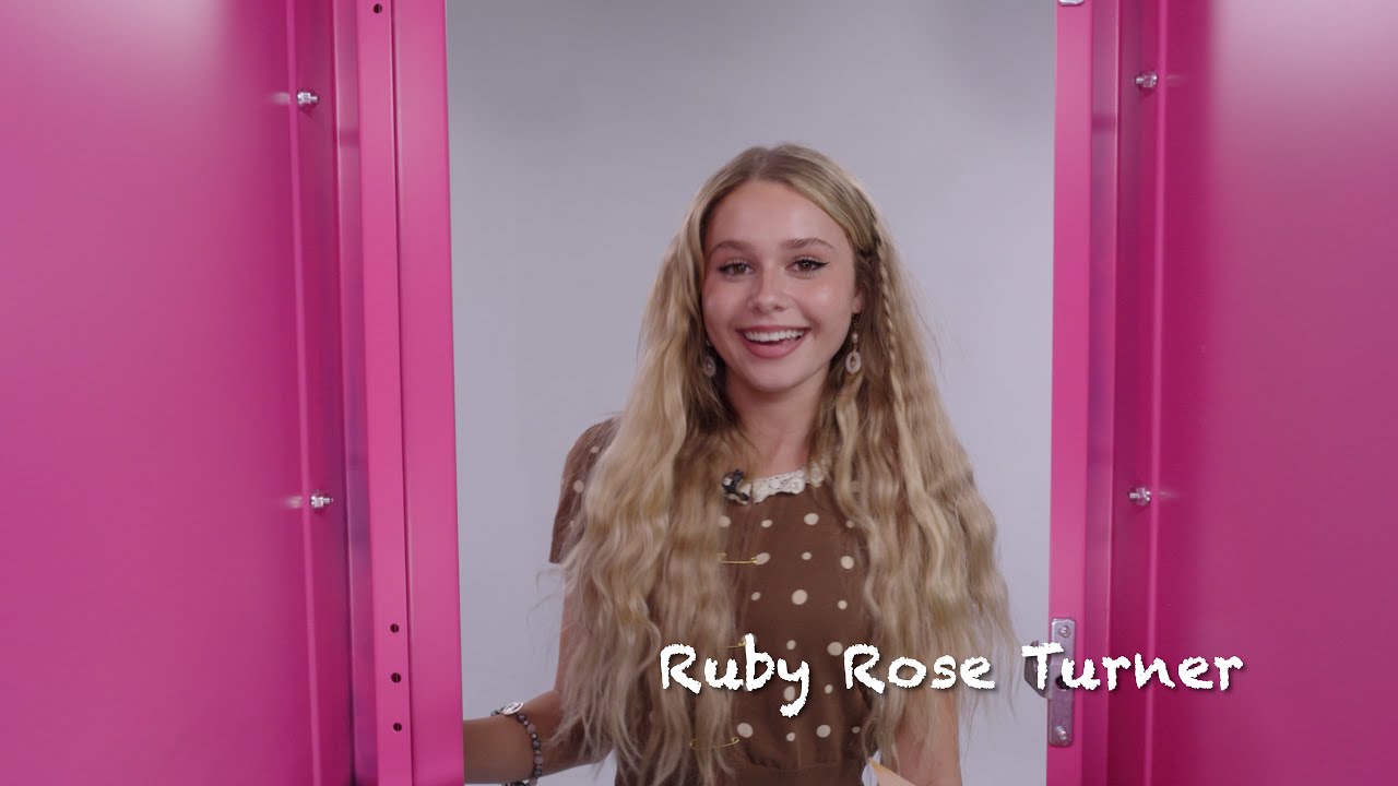 What's in my Locker l Ruby Rose Turner is Susie Quinn