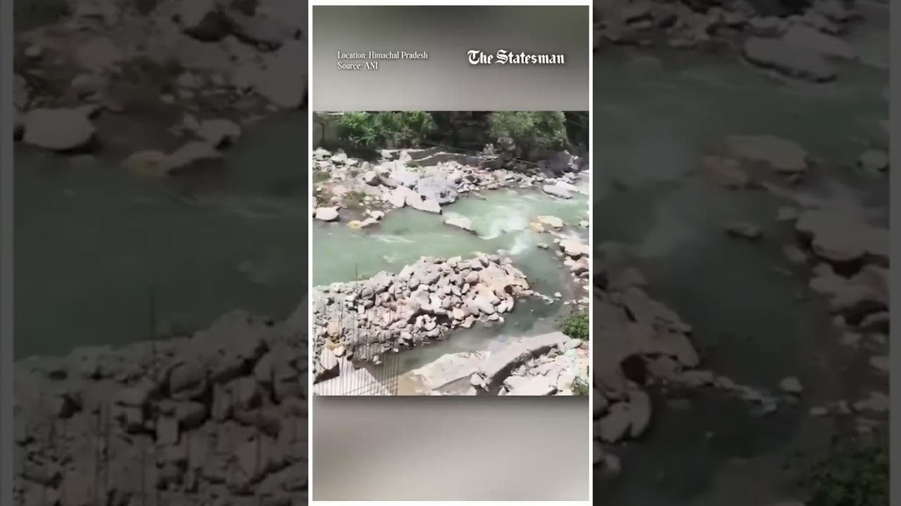 Three Punjab tourists swept into Parvati River while taking selfies, escape mishap