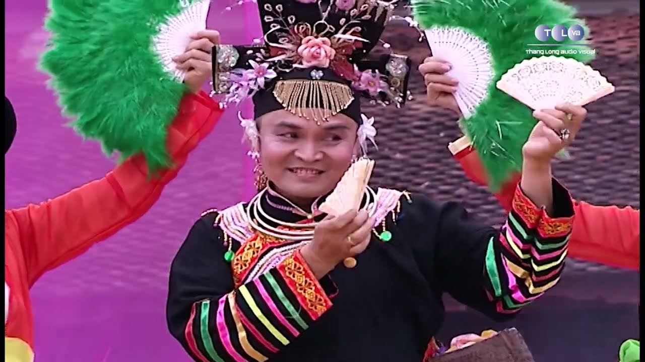 Xuân Hinh Hát Văn - Cô Bé - Hầu Đồng Hay Nhất