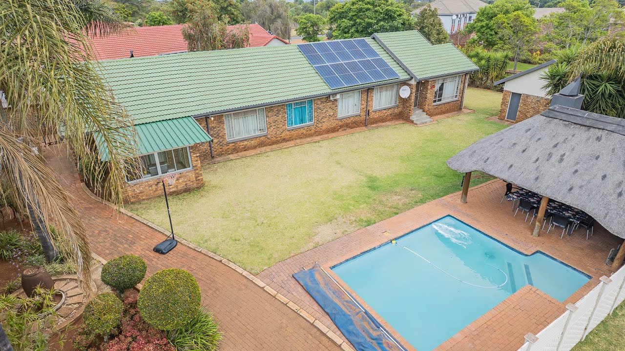 4 Bedroom For Sale | Pierre van Ryneveld