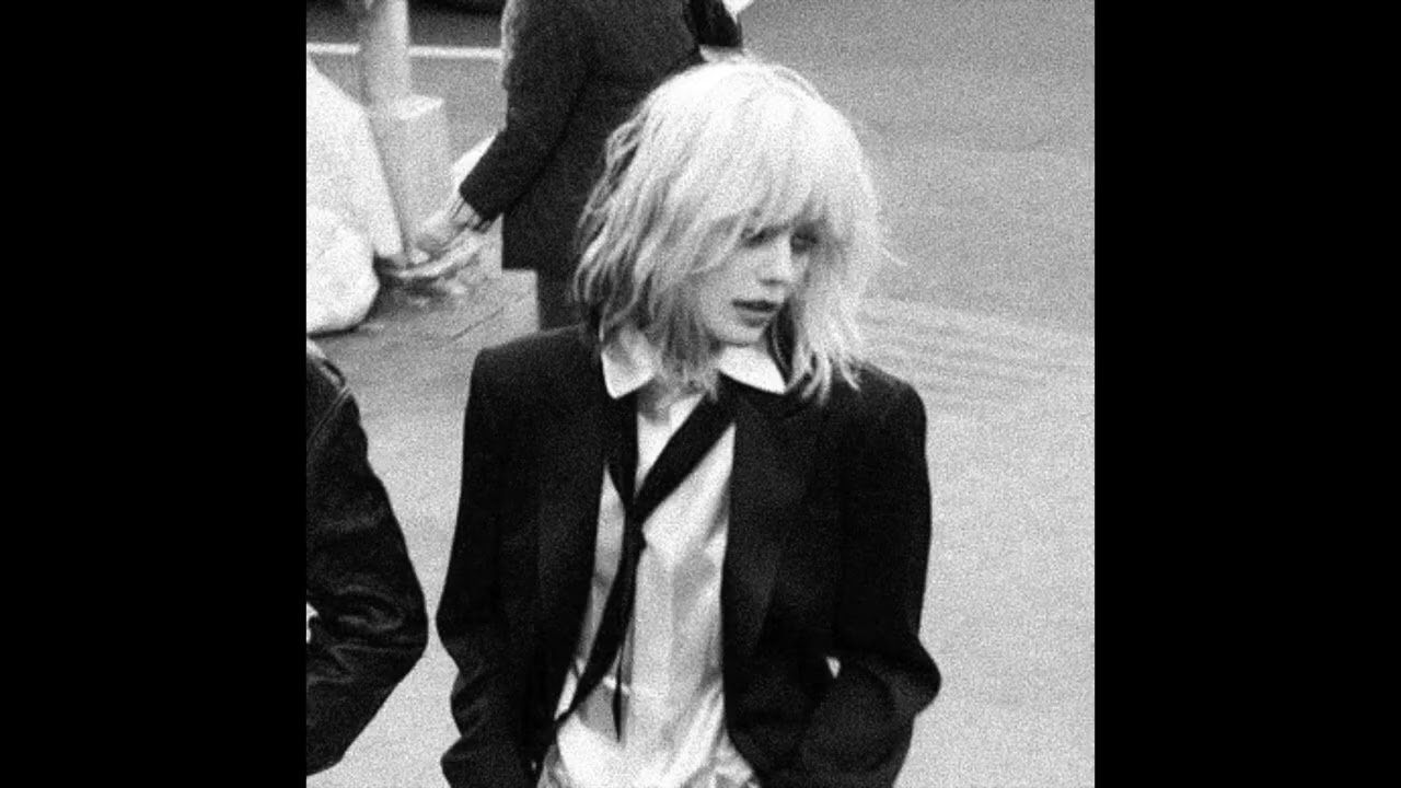 (free) Crystal Castles x Synth Pop Type Beat 