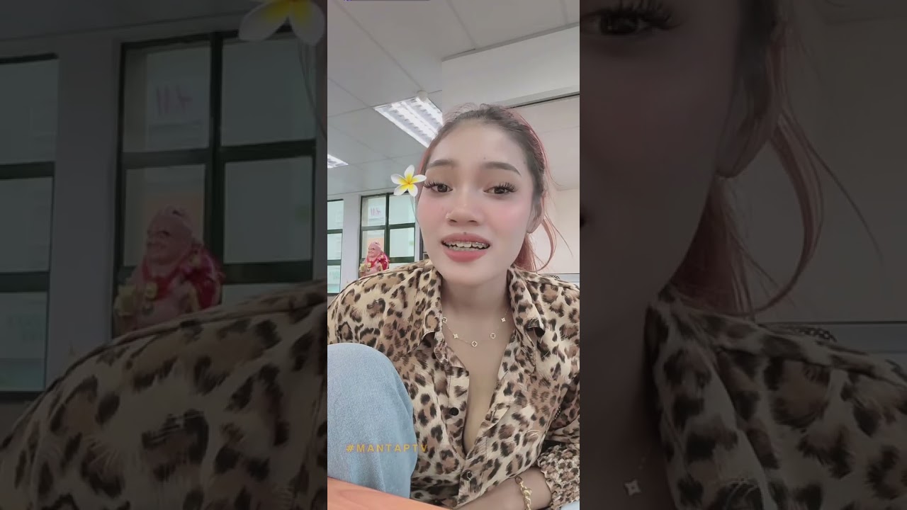 SENGAJA DIBUKA👀