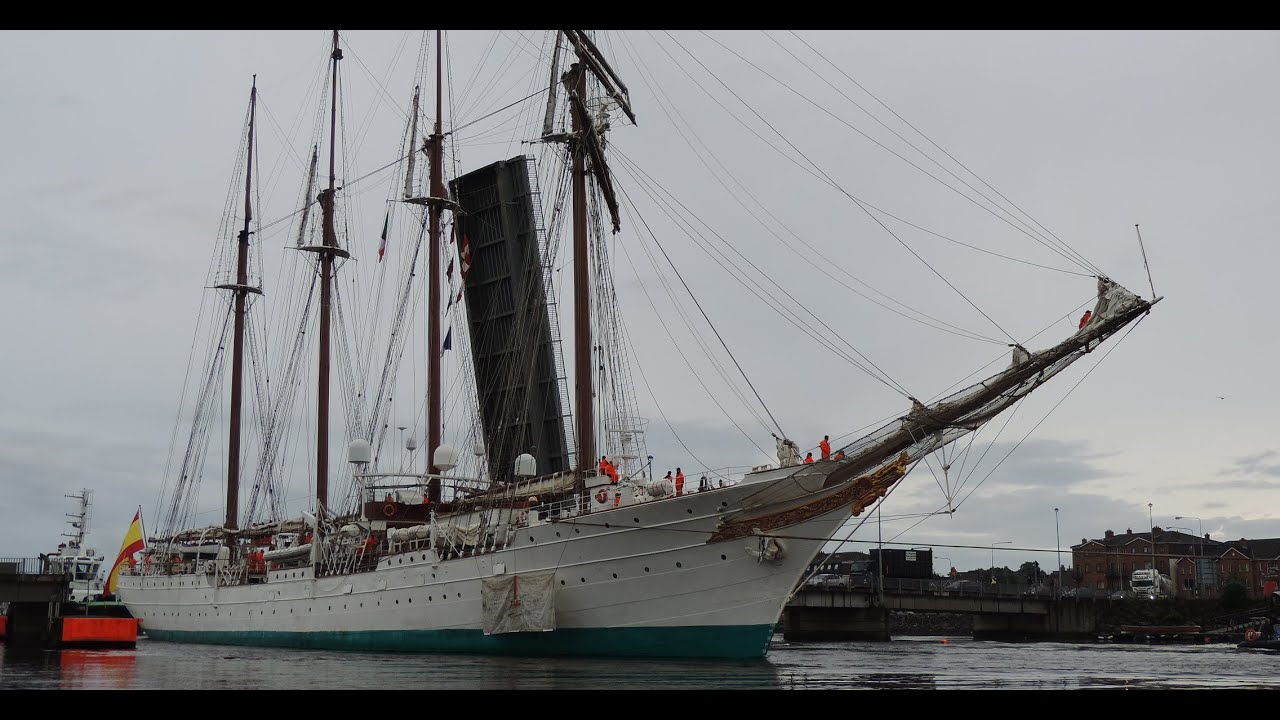 Tall Ship Juan Sebastian de Elcano in Dublin  ( Ireland )