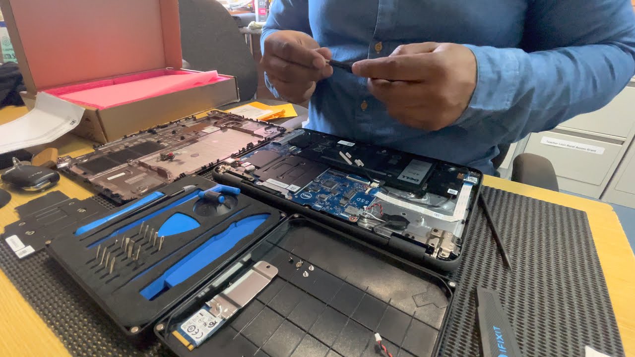 Dell Latitude 3190 | Motherboard Replacement