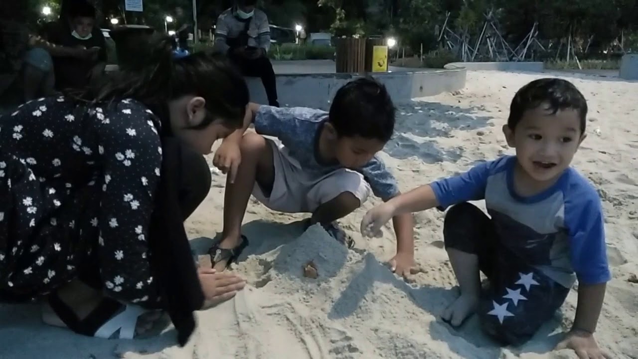 Pantai Ancol liburan ulang tahun palti