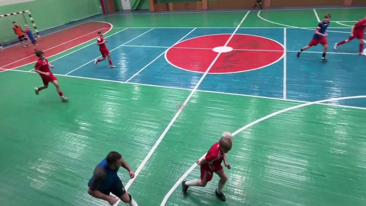 МФК Спартак-МФК Спарта 6-5(2 тайм)