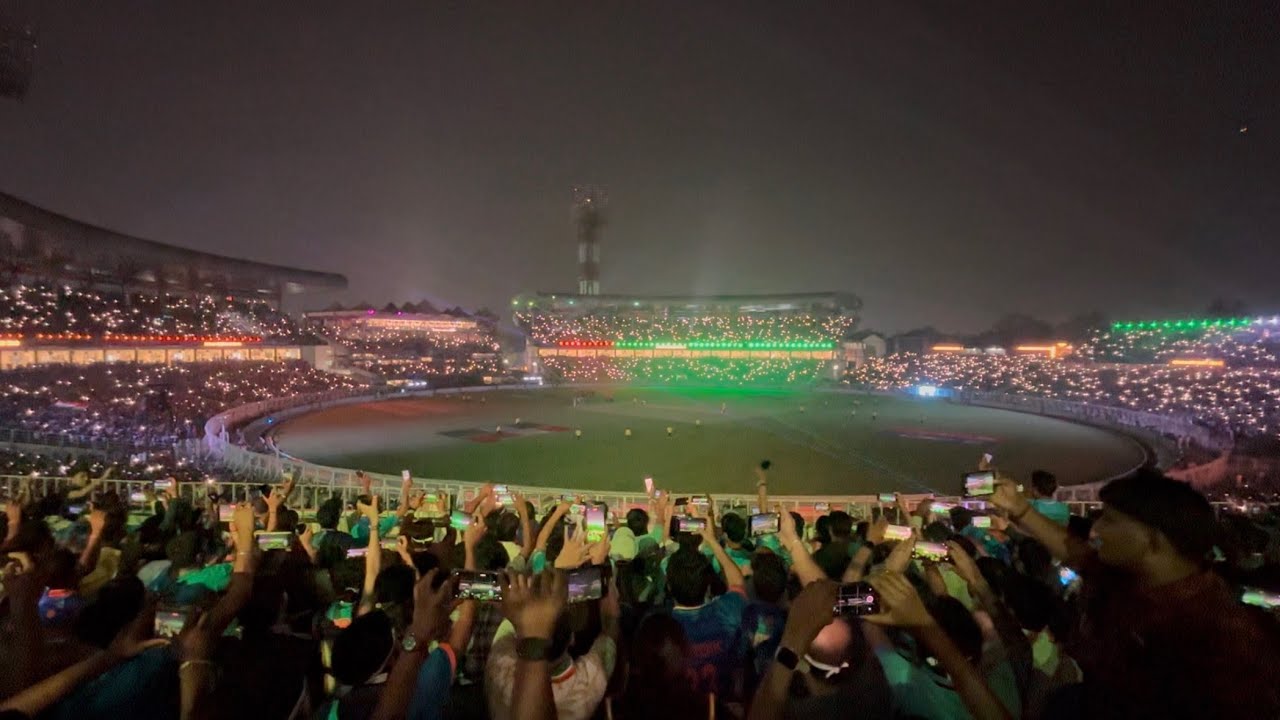 Light Show at Eden Gardens