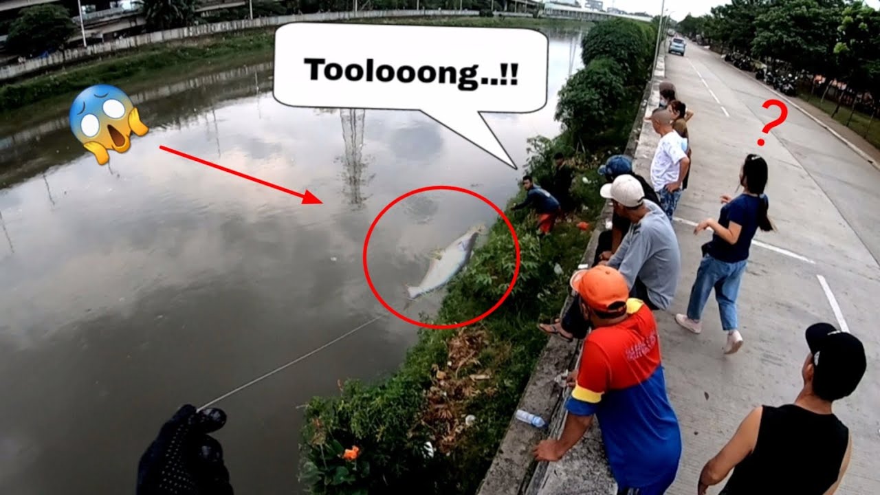 Penuh Sorak ..!! Lagi Lagi Jadi Tontonan Warga Ketika Saya Berhasil Mengalahkan ikan Besar