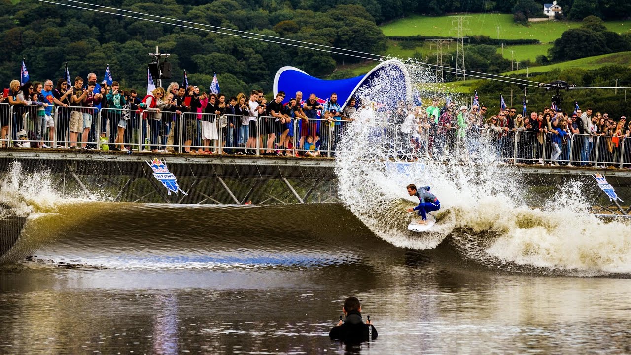 Pro Surf Contest in a Wave Pool - Red Bull Unleashed
