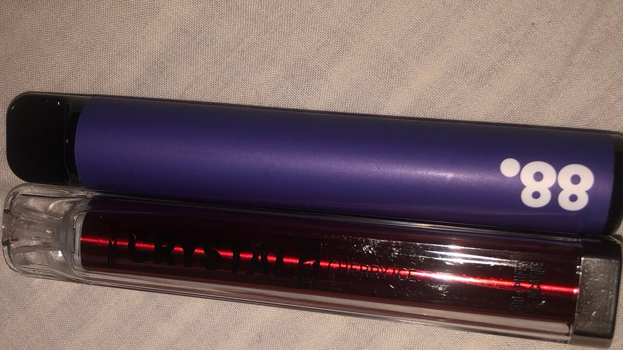 Reviewing grape 🍇 and cherry 🍒 ice 🧊 vape 600+ puff 💨
