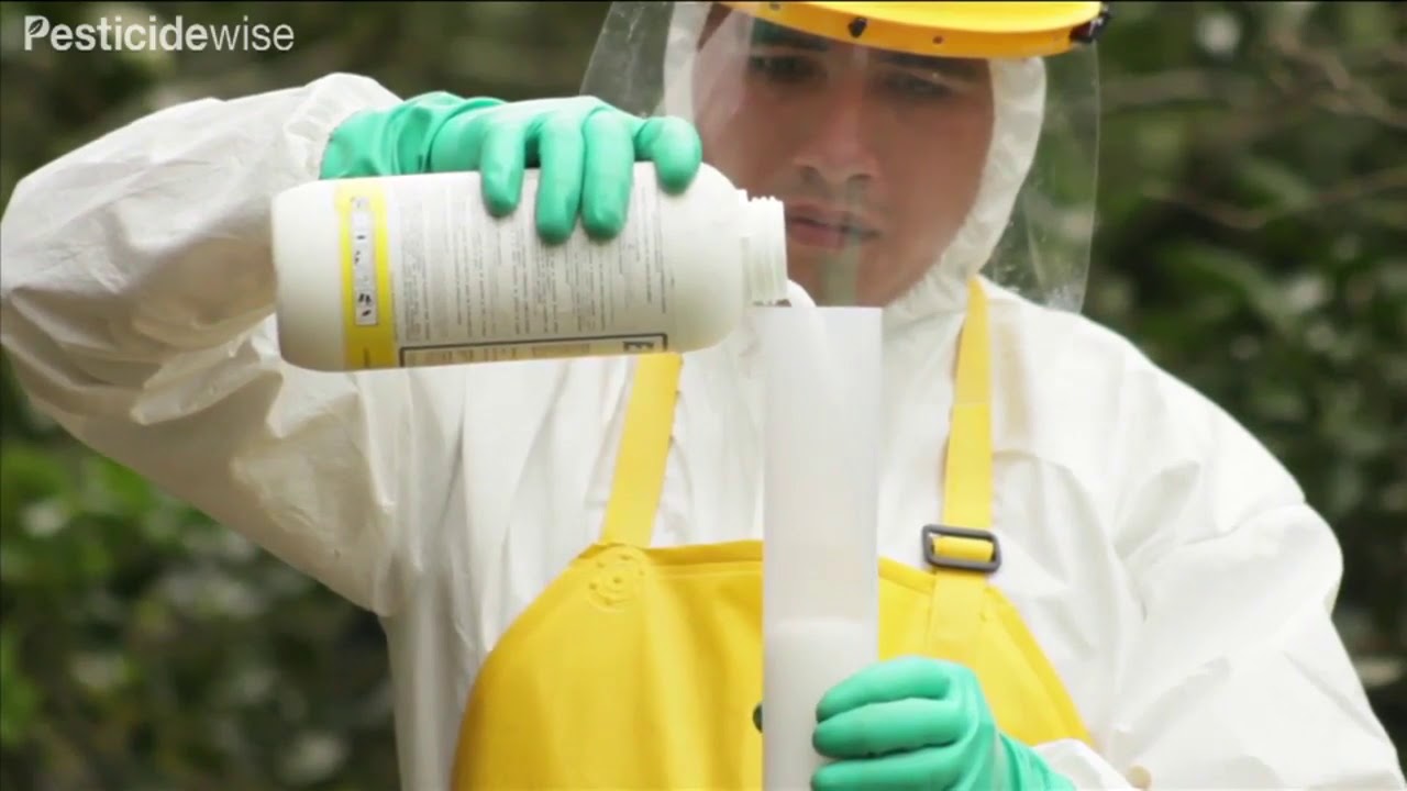 Mixing pesticides safely