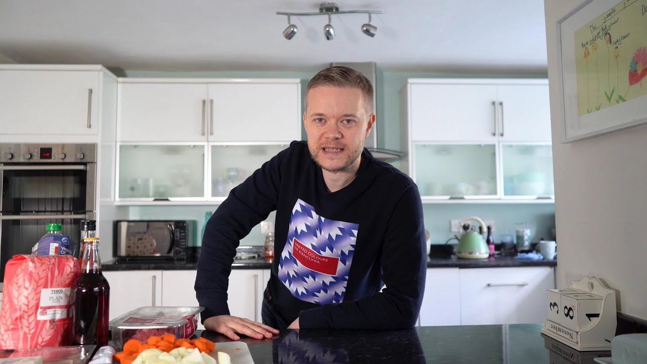 Goldbridge COOKS The Ultimate Pie!