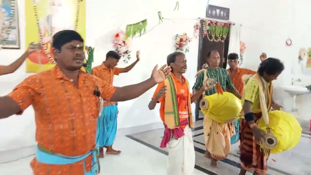 ସିଆଲ ଝୁଡୁଙ୍ଗି ସଂକୀର୍ତ୍ତନ ମଣ୍ଡଳୀ, ବାୟକ ଯସୁରତ୍ନା ମହାକୁର, ଗାୟକ ହରିଶ୍ଚନ୍ଦ୍ର ଚିନ୍ଦା