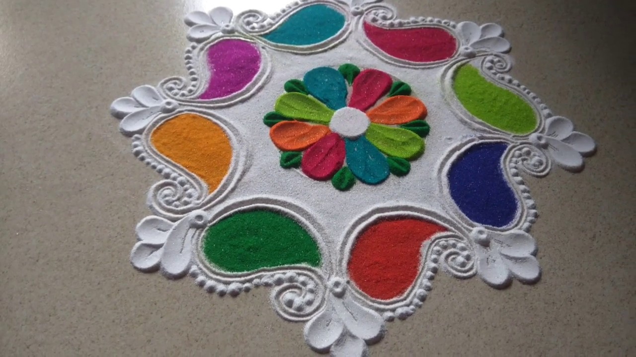 होली त्यौहार के लिए बहुत ही आकर्षक और रचनात्मक रंगोली/ easy and simple Rangoli for Holi festival