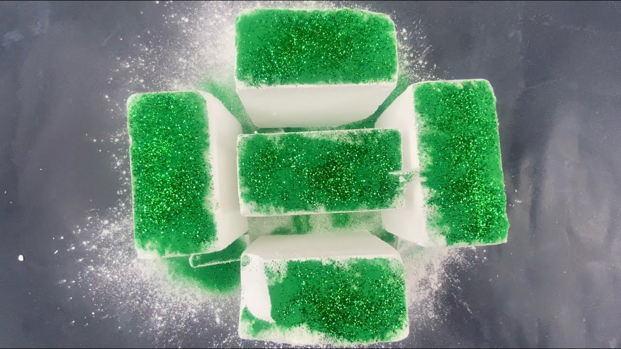 ASMR ~ CRUNCHY ADER GYM CHALK AND GREEN SAND CRUMBLE