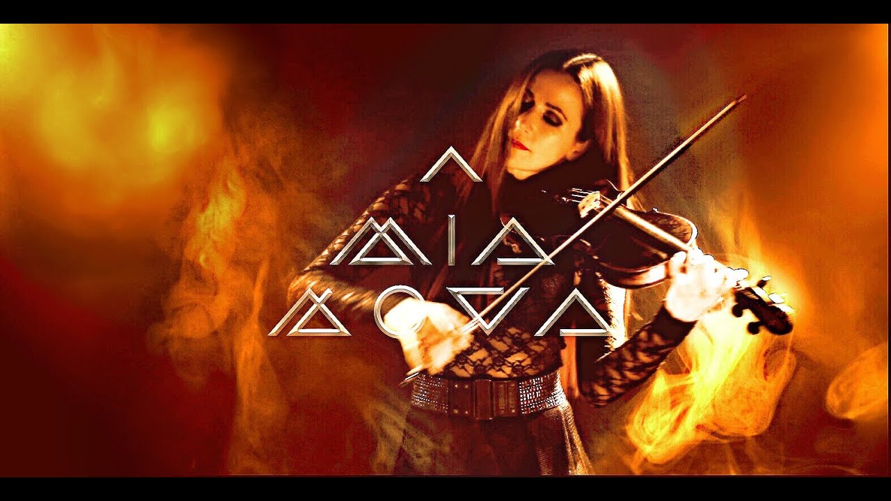 Mia Nova feat. Florian Ragendorfer - Dancing Again [Official Video]