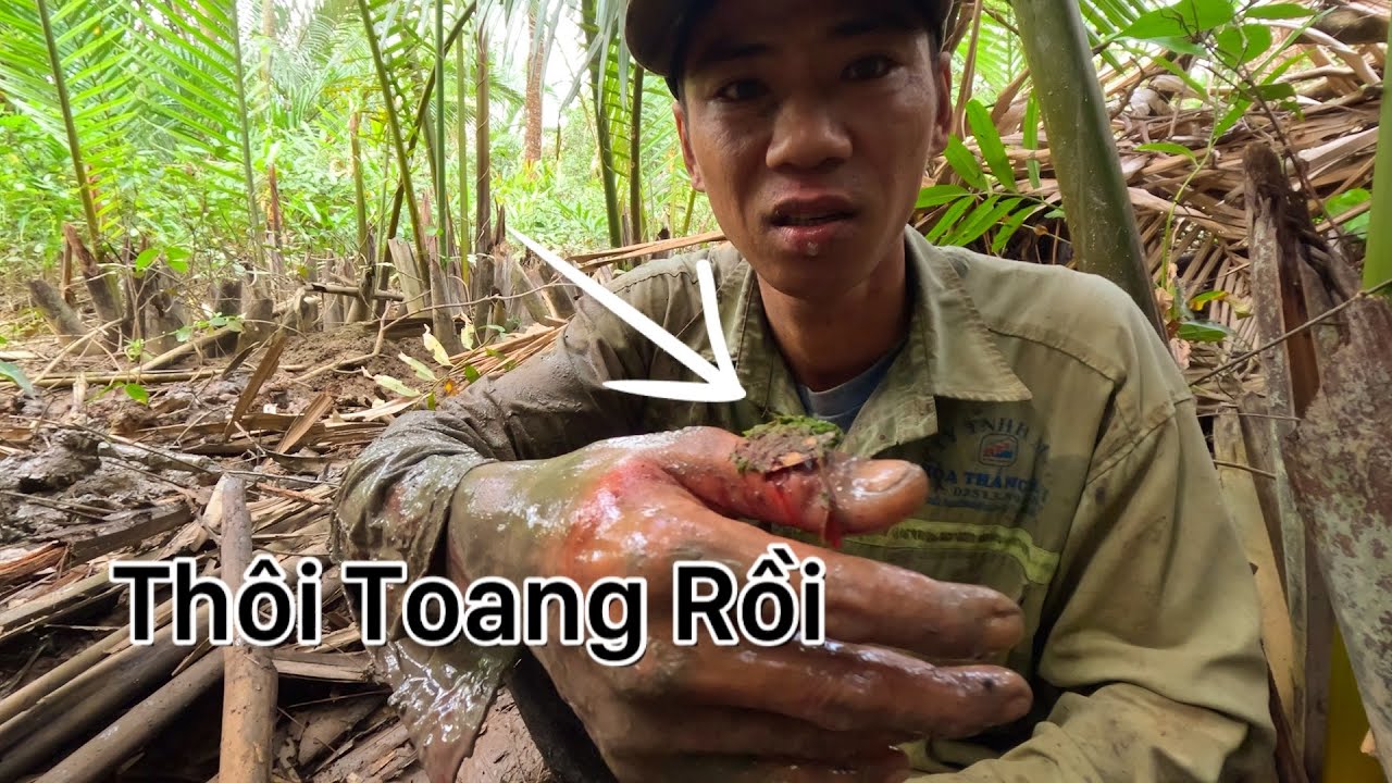 NGHỀ MƯU SINH Không May Bị Phải Con Này Báo Thù Nát Hết Ngón Tay
