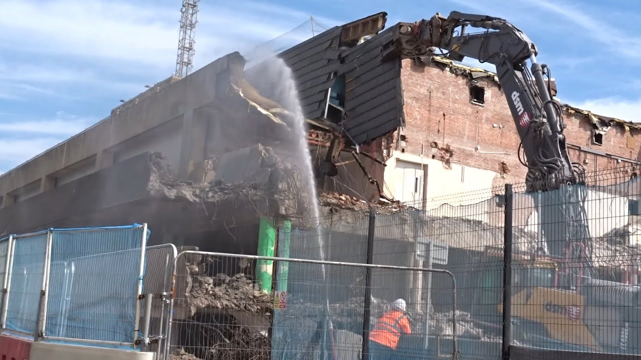 Your Bit Of Demolition For Today Blackpool Courts Police Station Demolition 25/04/2025