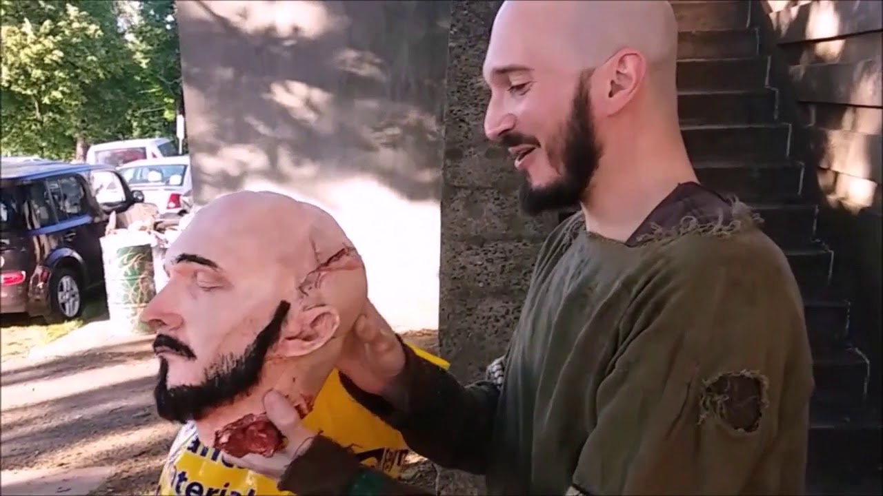 SleepyOni severed head video