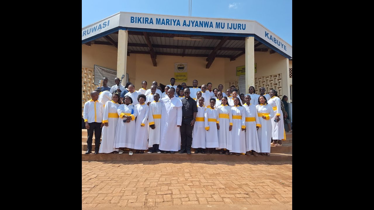 Misa yo ku munsi Mukuru wa Noheli, 25/12/2025, yaririmbwe na Korali Sainte Cécile.